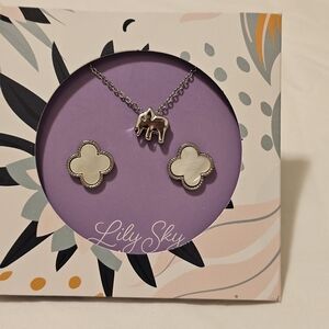 Silver and White Elephant Necklace Set